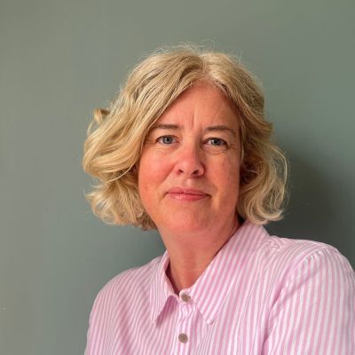 Gwynneth Page headshot.jpg